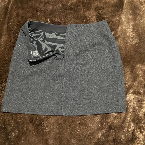 J Crew Black Skirt - Picture 4 of 10